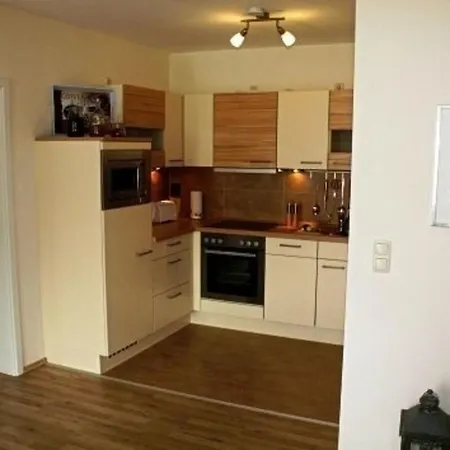 Apartment Ferienappartement Im Erdgeschoss Der Royal *