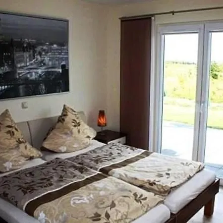 Apartment Ferienappartement Im Erdgeschoss Der Royal