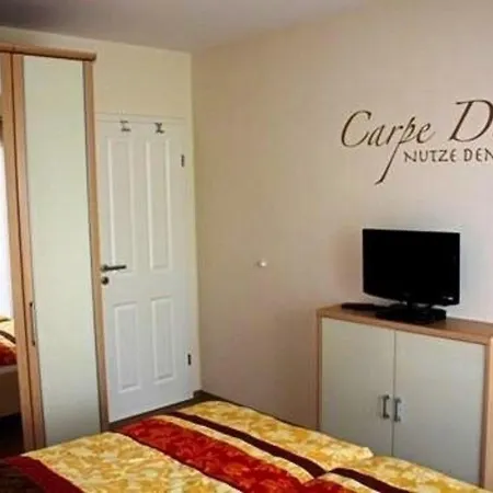 Apartment Ferienappartement Im Erdgeschoss Der Royal *