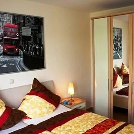 Apartment Ferienappartement Im Erdgeschoss Der Royal