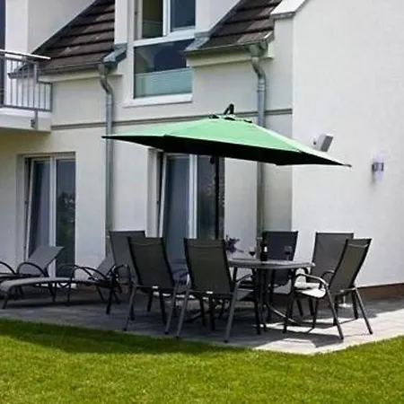 Apartment Ferienappartement Im Erdgeschoss Der Royal *